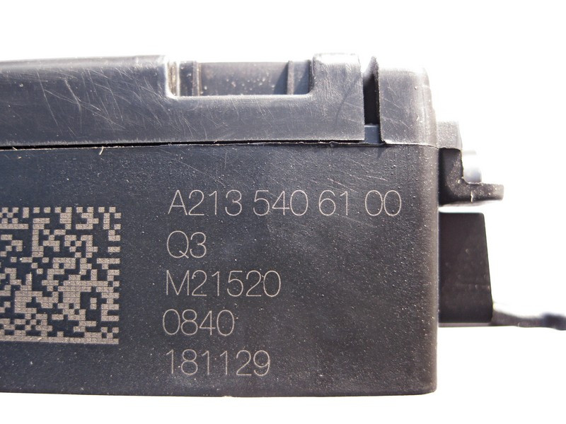 Mercedes-Benz  A2135406100 Блок силових запобіжників у ногах переднього пасажира E-Class W213 C238 C-Class W205 CLS C257 GLC X253 Одесса - изображение 3