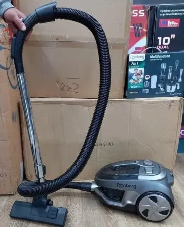 Пылесос Rainberg RB-659S колбовой с регулятором мощности HEPA фильтр 4L - 4200 W Коломыя