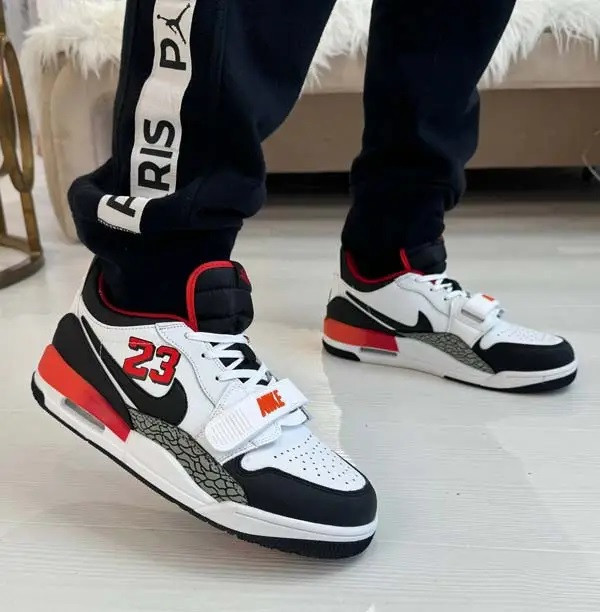 Чоловічі Термо Кросівки Nike Jordan Білі Шкіряні Джордани Найк Єврозима (розміри:41,42,43,44,45) Відео Огляд Дніпро - фото 7