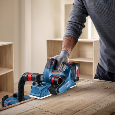 Электрорубанок Bosch GHO 185-LI, 18В, 82мм, строгание до 2.6мм, паз до 9мм (без АКБ и ЗУ) (0.601.5B5.021) Винница - изображение 4