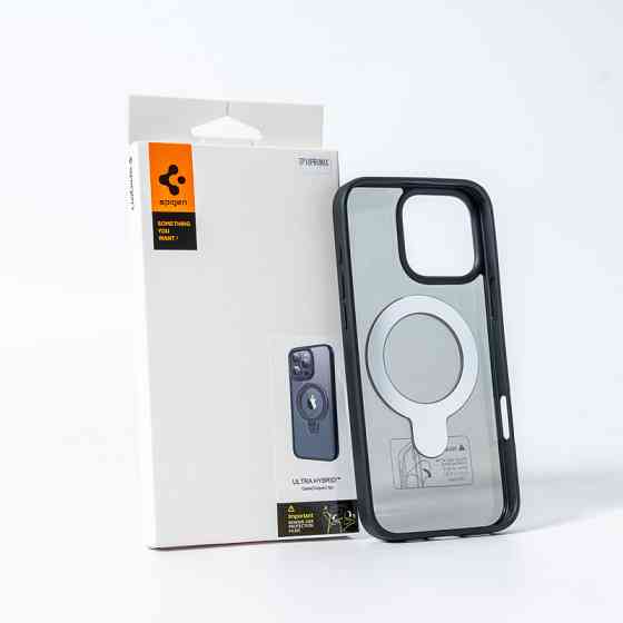 Чехол Spigen Magnetic для iPhone 15 Pro, черный Киев