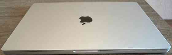 Ноутбук MacBook Pro 16" Silver 2021 (MK1E3) M1 Pro , 16Gb SSD512Gb. Київ