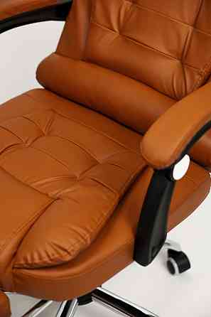 Кресло офисное Diego D2 коричневое Киев