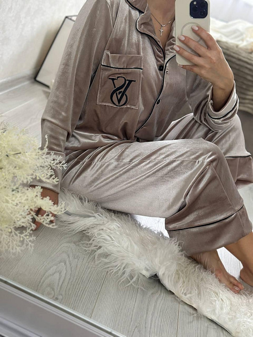 Женская стильная домашняя пижама бархатная пижама Бежевий, 42/44 Одесса - изображение 1