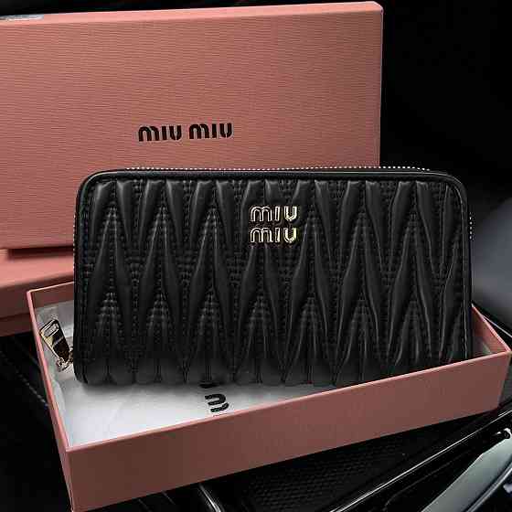 Жіночий гаманець на змійці Miu Miu (M60017) чорний Київ