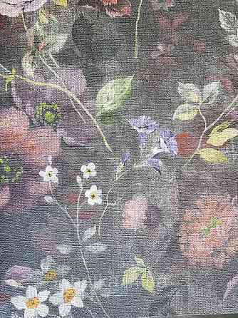 Винілові на фрізеліні AS creation Perfect 1.06Х10 квіти червоні сиренові на чорному Київ