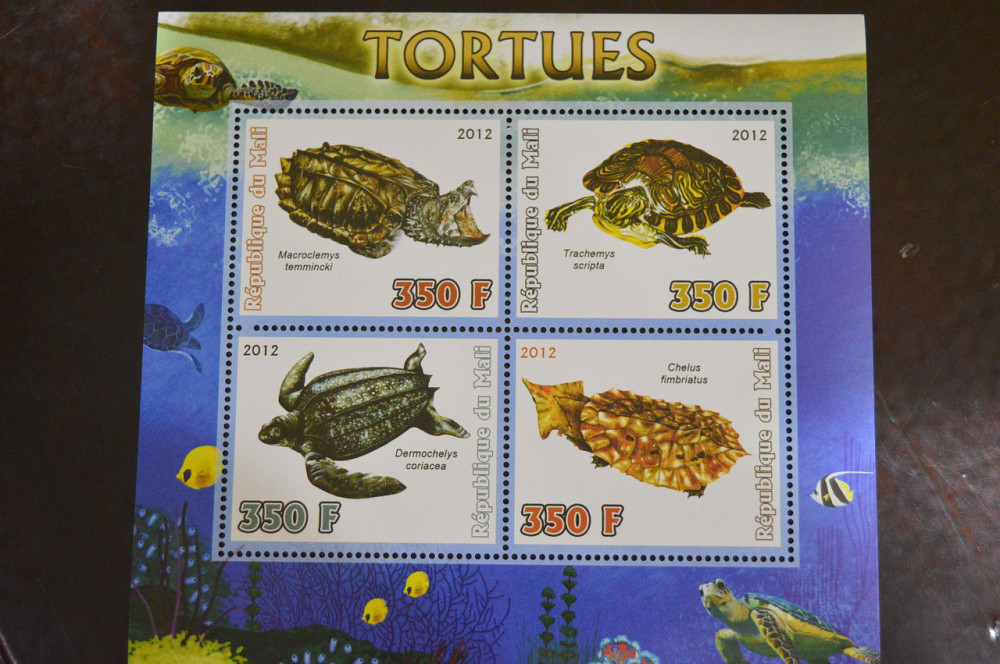 Мали. Марки. Фауна. Блок. 2012 год (В-3) Полтава - изображение 1