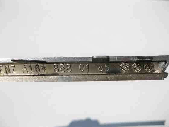 Mercedes-Benz  A16488800185 Хром решітки радіатора лівий верхній ML W164 до рестайлінгу Одеса