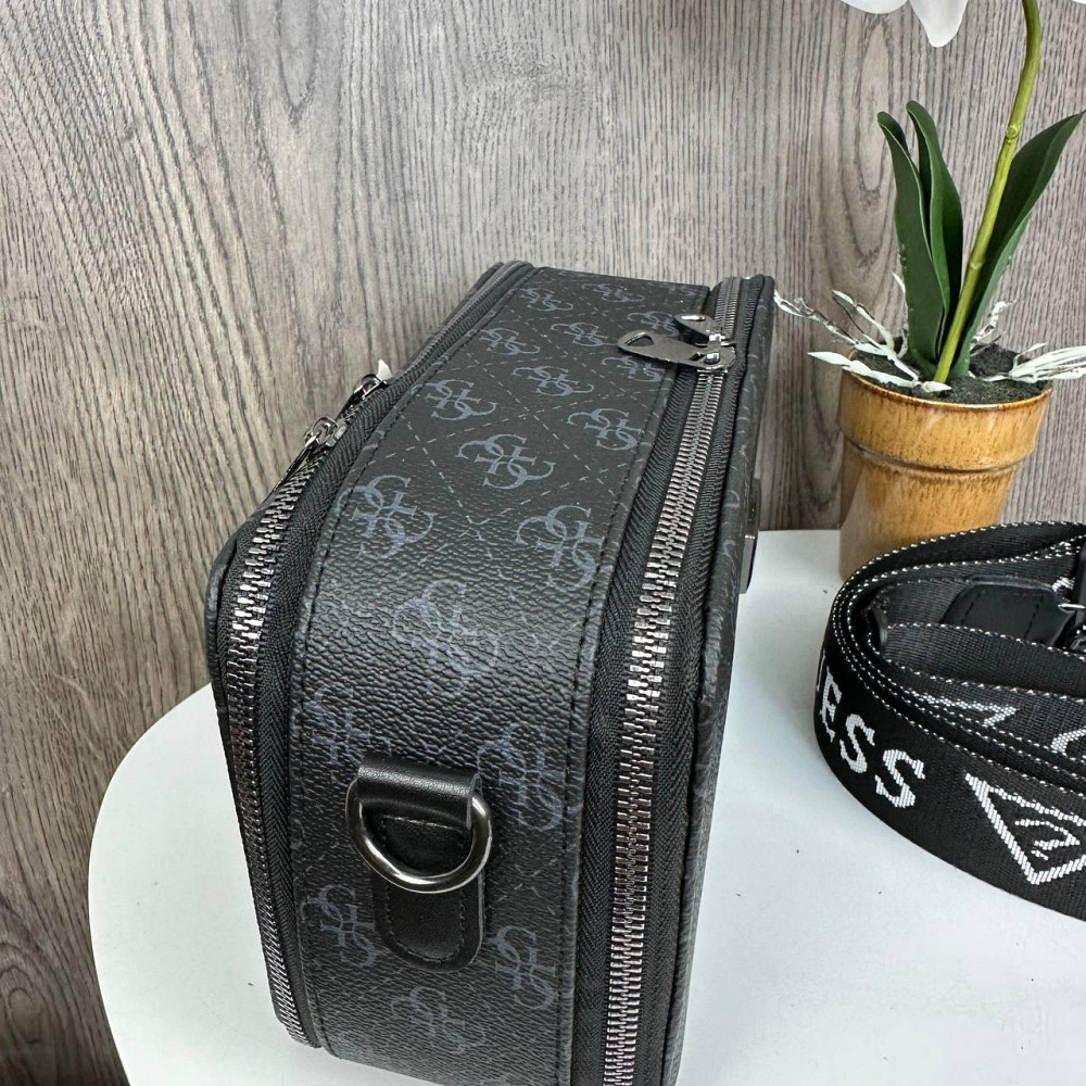 Якісна жіноча міні сумочка клатч на ланцюжку стиль Guess чорна сумка на плече ( 20823 ) Харків - фото 2