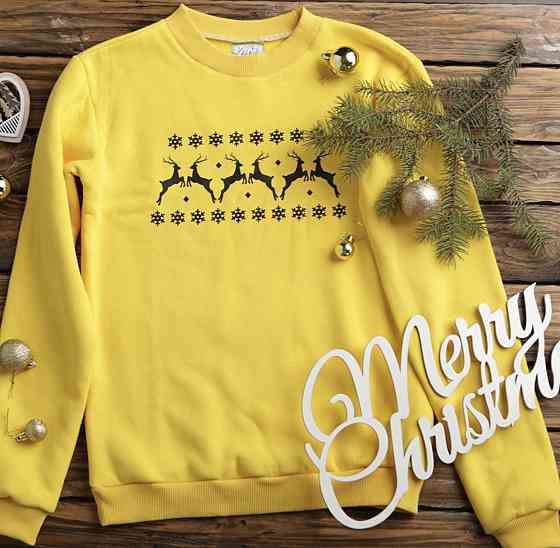 Женский\Мужской Новогодний Свитшот - С оленями Черновцы