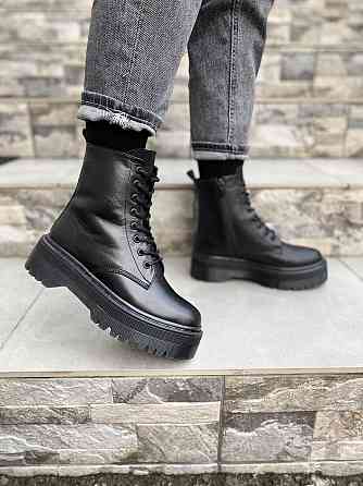 Черевики жіночі RONE Док-5 чорні натуральна шкіра зима висота 13см (4254) Коломыя