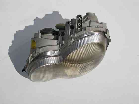 Mercedes-Benz  A2038200161 Фара ліва галоген C-Class W203 до рестайлу обламане внутрішнього кріплення Одеса