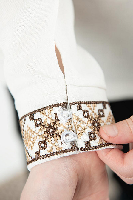 Вишиванка для хлопчиків із довгим рукавом лляна, молочна, топ Київ - фото 5