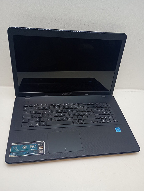 Ноутбук ASUS F751S Celeron N3060\4\0\ АКБ+ (товар вживаний) Луцк - изображение 1