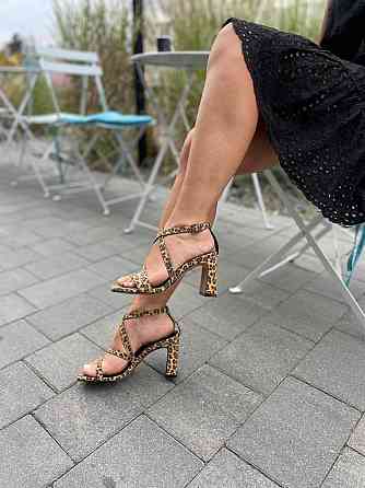 LIRIO Босоніжки жіночі LIRIO L0275/8073-72 леопард taba з натуральної шкіри / Шкіряні босоніжки Коломыя