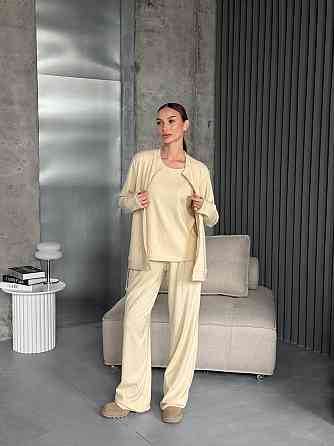 Женский повседневный костюм тройка из трикотажа Бежевий Одесса