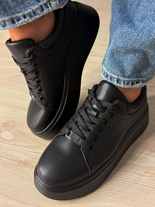 Кеди жіночі Hengji 537-5 шкіряні на платформі чорні, 38, 24,5 см Київ - фото 1