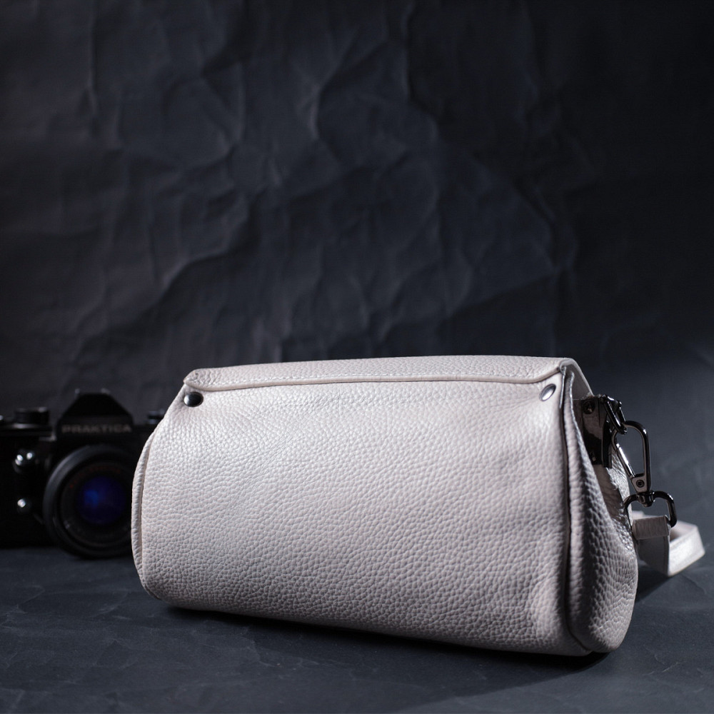 Кожаная женская сумка с треугольным клапаном Vintage 22255 Белая Киев - изображение 10