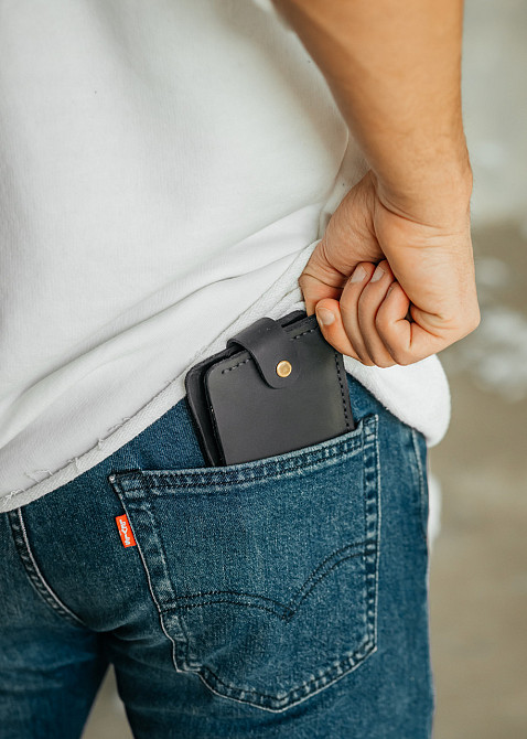 Чоловічий гаманець із натуральної шкіри, чорний місткий гаманець, чоловічий на кнопці гаманець із Crazy HorseMasterSem Київ - фото 4