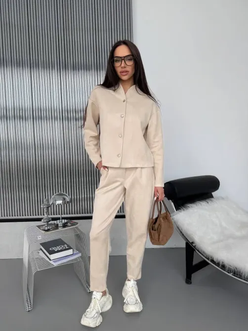 Жіночий костюм із замшу на дайвінгу чорний та світлий беж Одеса - фото 12