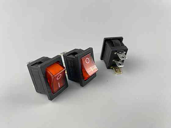 Перемикач клавішний червоний, ON-OFF, з LED-підсвіткою 12 V, 15 ммх21мм, 3 ніжки Мукачево