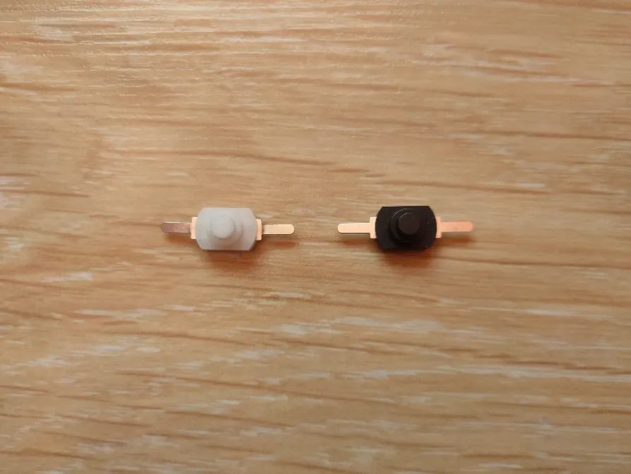 Кнопка маленька з фіксацією для ліхтариків Київ - фото 6