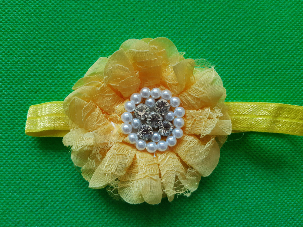 Детская повязка с жемчугом желтая - размер цветка 8см, размер универсальный (на резинке) Киев - изображение 1