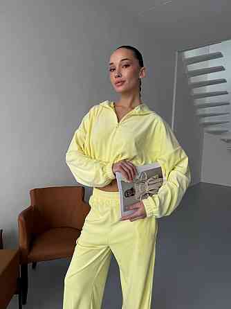 Жіночий велюровий костюм двійка: худі на блискавці і штани Одеса