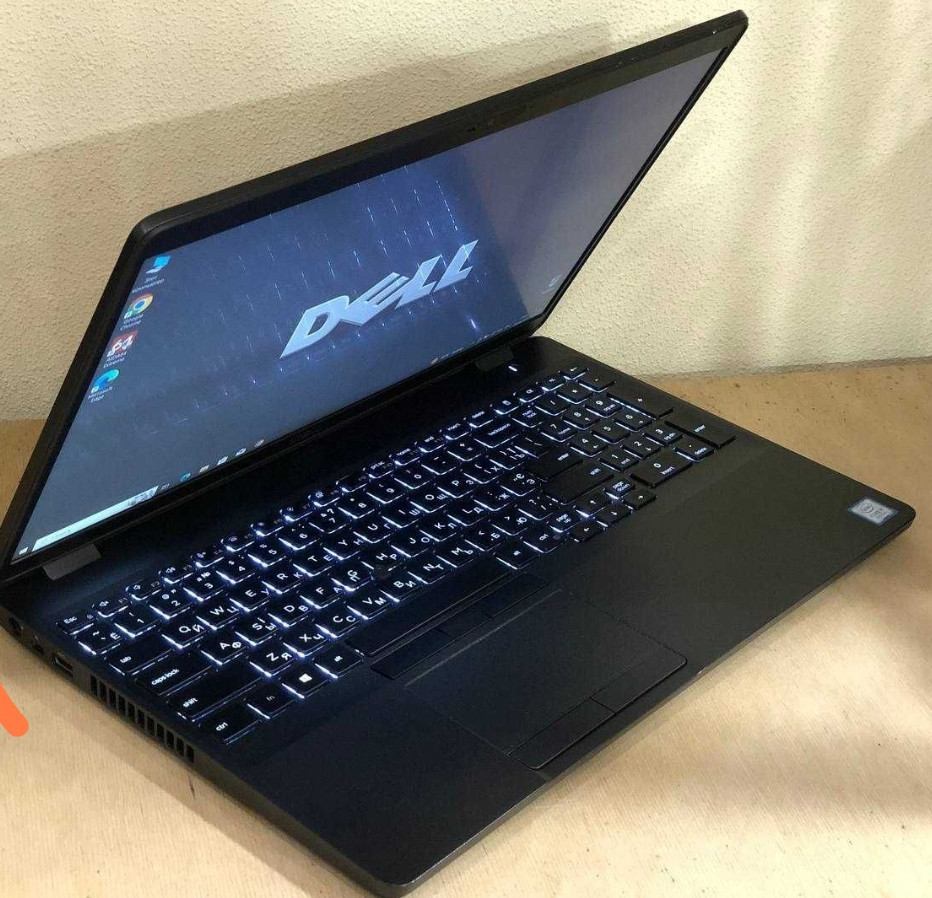 Ноутбук DELL Latitude 5500 15,6