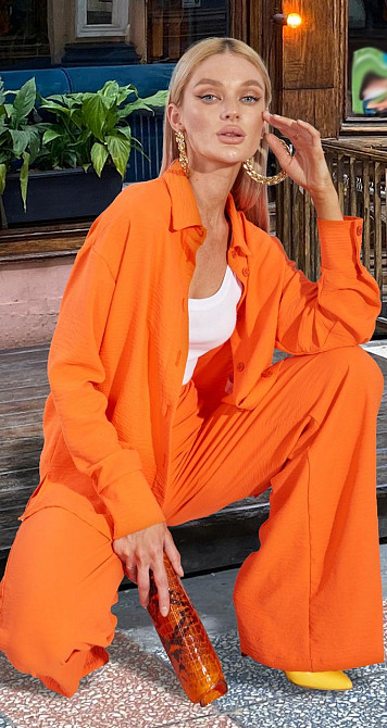 Жовтогарячий брючний костюм Київ - фото 1