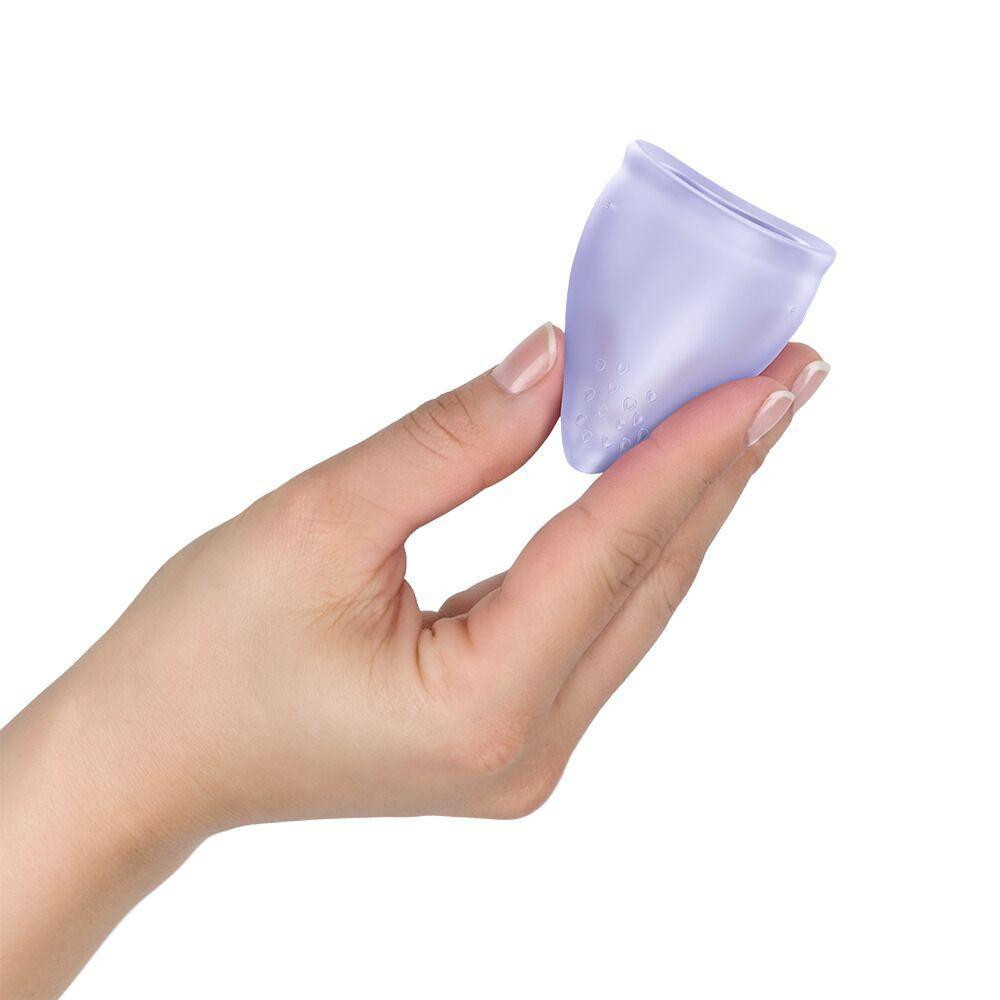 Менструальна чаша Fun Factory FUN CUP SIZE B Purple, багаторазова, діаметр 4,3 см, об’єм 30 мл Sex Aura Київ - фото 4