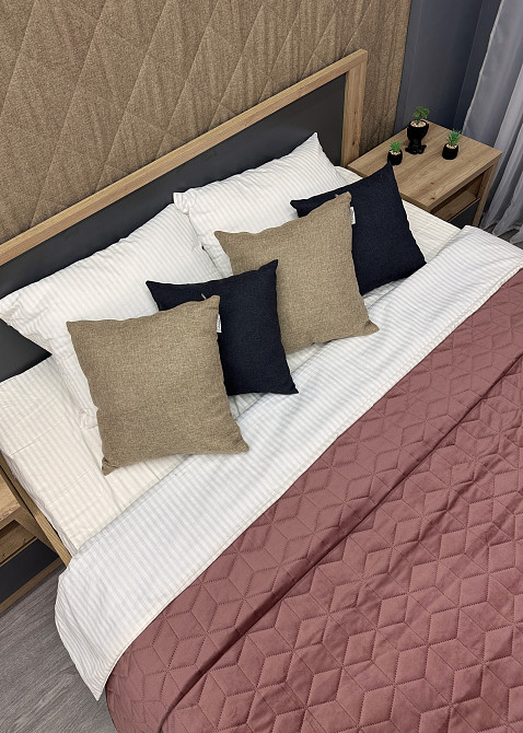 Покривало стьобане Decorator Велюр куб 220х240 см марсала (85-160) Київ - фото 4