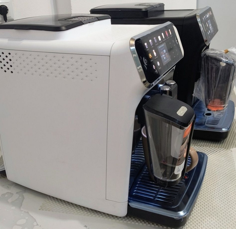 Кавомашина PHILIPS Series 5500 LatteGo EP5547/90 Київ - фото 2