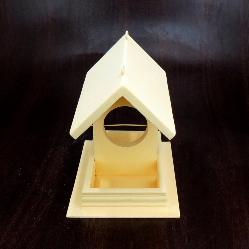 Кормушка садовая для птиц 