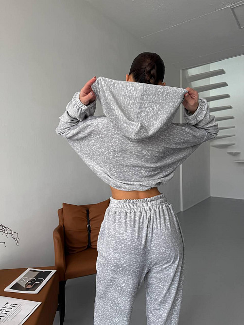 Женский велюровый костюм двойка: худи на молнии и штаны Меланж, 46/48 Одесса - изображение 6