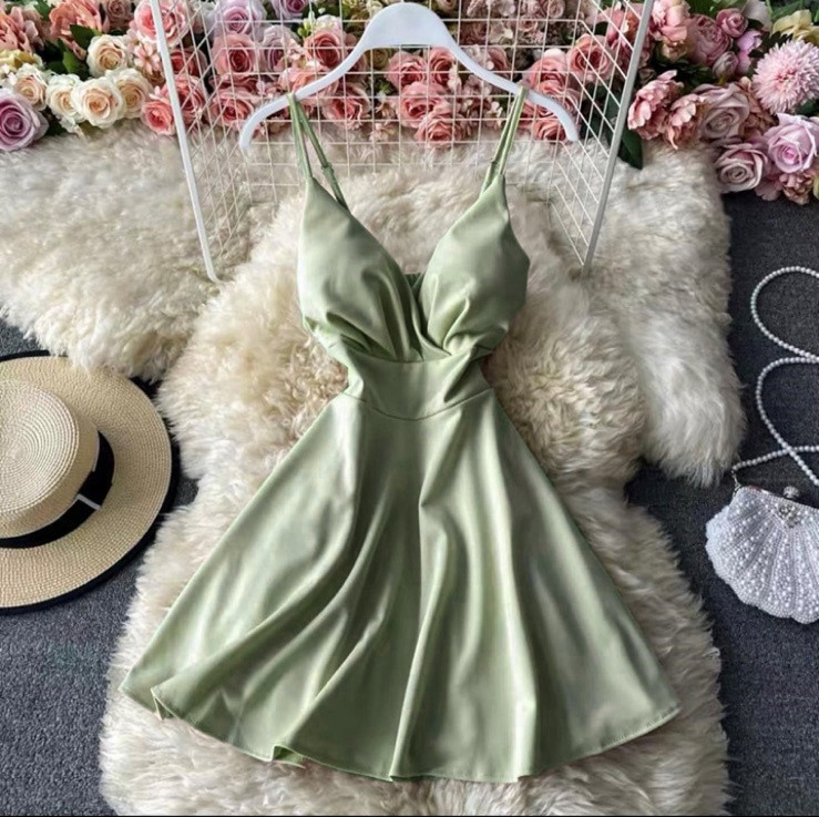 Коктейльне літнє плаття з чашечками "Divine" оптом | Розпродаж моделі Фісташковий, 48 Київ - фото 3