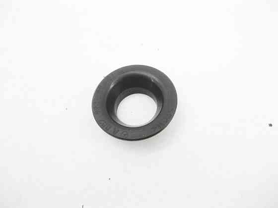 Mercedes-Benz  A0029925501 Втулка склоочисника CLS C219 R-class short W251 C-Class W205 C-class W203 CLK Coupe C209 SLK R171 SLK/SLC R172 ML/GLE W166  Одеса