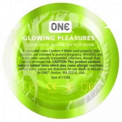 Набор презервативов One Glowiing Pleasures светящихся в темноте (цена за 5 шт.) Sex Aura Киев - изображение 2