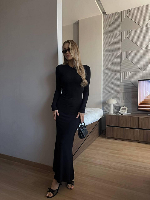 Женское облегающее макси платье из вискозы Черный Одесса - изображение 1