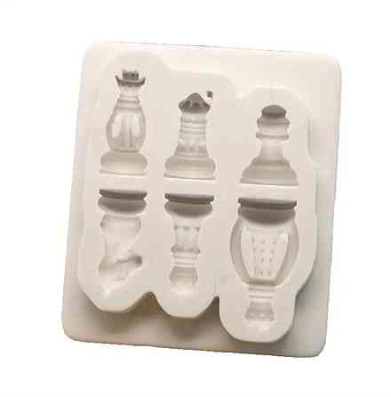 Молд силиконовый Шахматы маленький 80 на 70 мм серый Киев