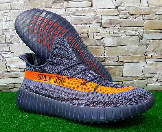 Мужские кроссовки Adidas Yeezy Boost 350 V2 Киев