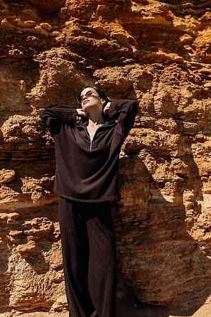 Женский повседневный оверсайз костюм двойка: кофта и штаны трикотаж пума рубчик Шоколад Одесса