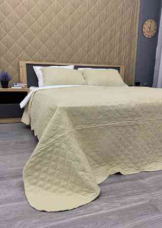 Покривало стьобане з наволочками Expo Trade ромб 220x220 (+-10 см) бежевий (85-163) Київ