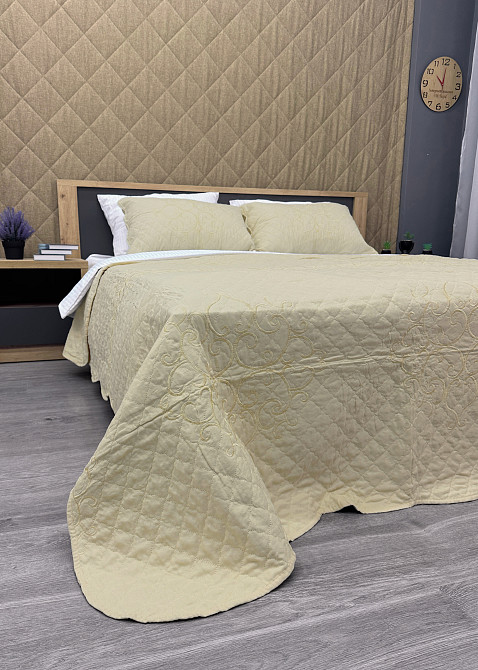 Покривало стьобане з наволочками Expo Trade ромб 220x220 (+-10 см) бежевий (85-163) Київ - фото 5