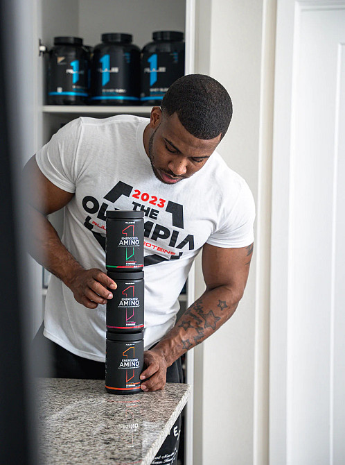 Аминокислотный комплекс Rule One Energized Amino 270 г, Blue Raspberry Луцк - изображение 3