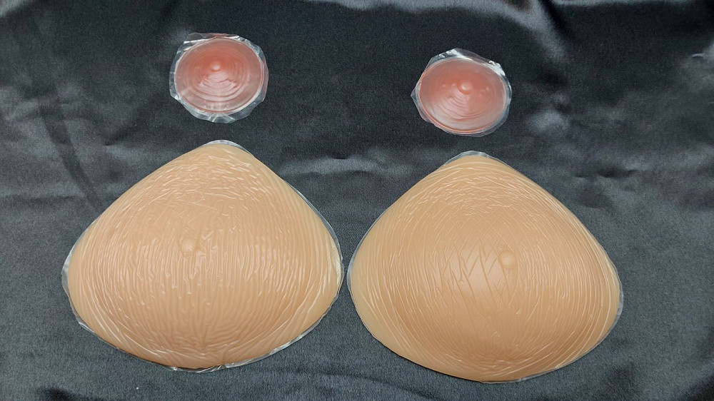 Реалістичні силіконові груди IVITA розмір L / С / 34C / 36B / 38A 16.5*14.5*4см Луцьк - фото 3