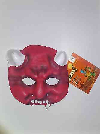 Маска Чорт для Хелловін з дефектом немає одного ікла 20 на 19 см Німеччина червоний Київ