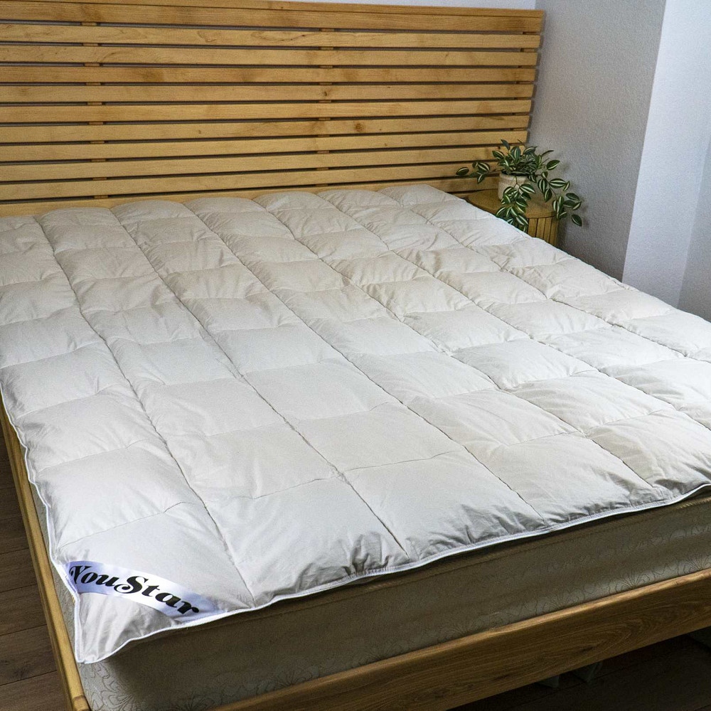 Ексклюзивна пухова Касетна Полуторна ковдра преміум якості YouStar 100% гусячий пух, Сатин, розмір 145х205 см (Бежевий) Суми - фото 1