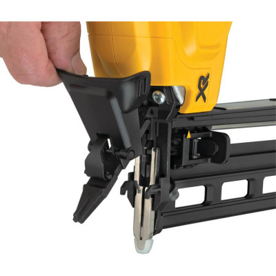 Цвяхозабивач DeWALT 18В, діаметр/довжина цвяха 1.6/63 мм, (без АКБ та ЗП) (DCN662N) Вінниця - фото 3