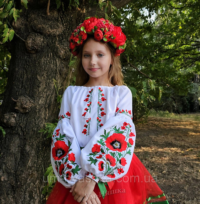 Вышиванка бело-красная с маками для девочки Кривой Рог - изображение 1